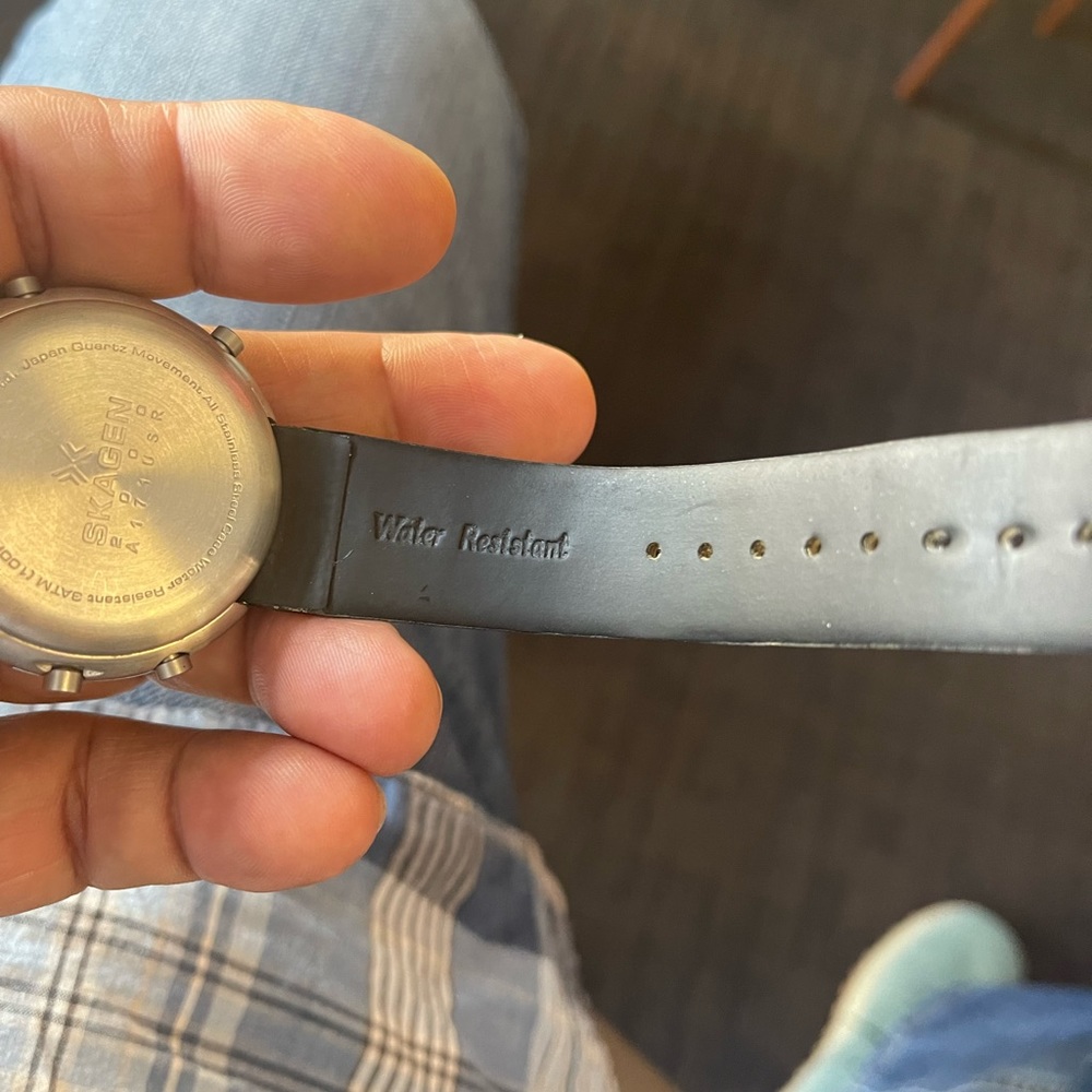 Watch - Picture 5 of 7